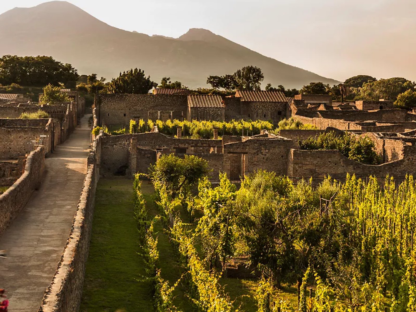 Explora Journeys 官方航程圖片：Barcelona roundtrip